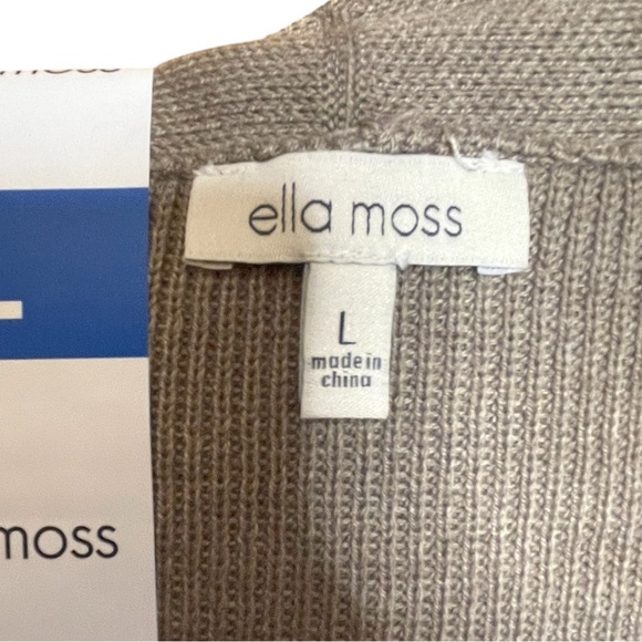 Ella Moss
CARDIGAN BUTTON UP CARDIGAN Size L - Picture 4 of 6